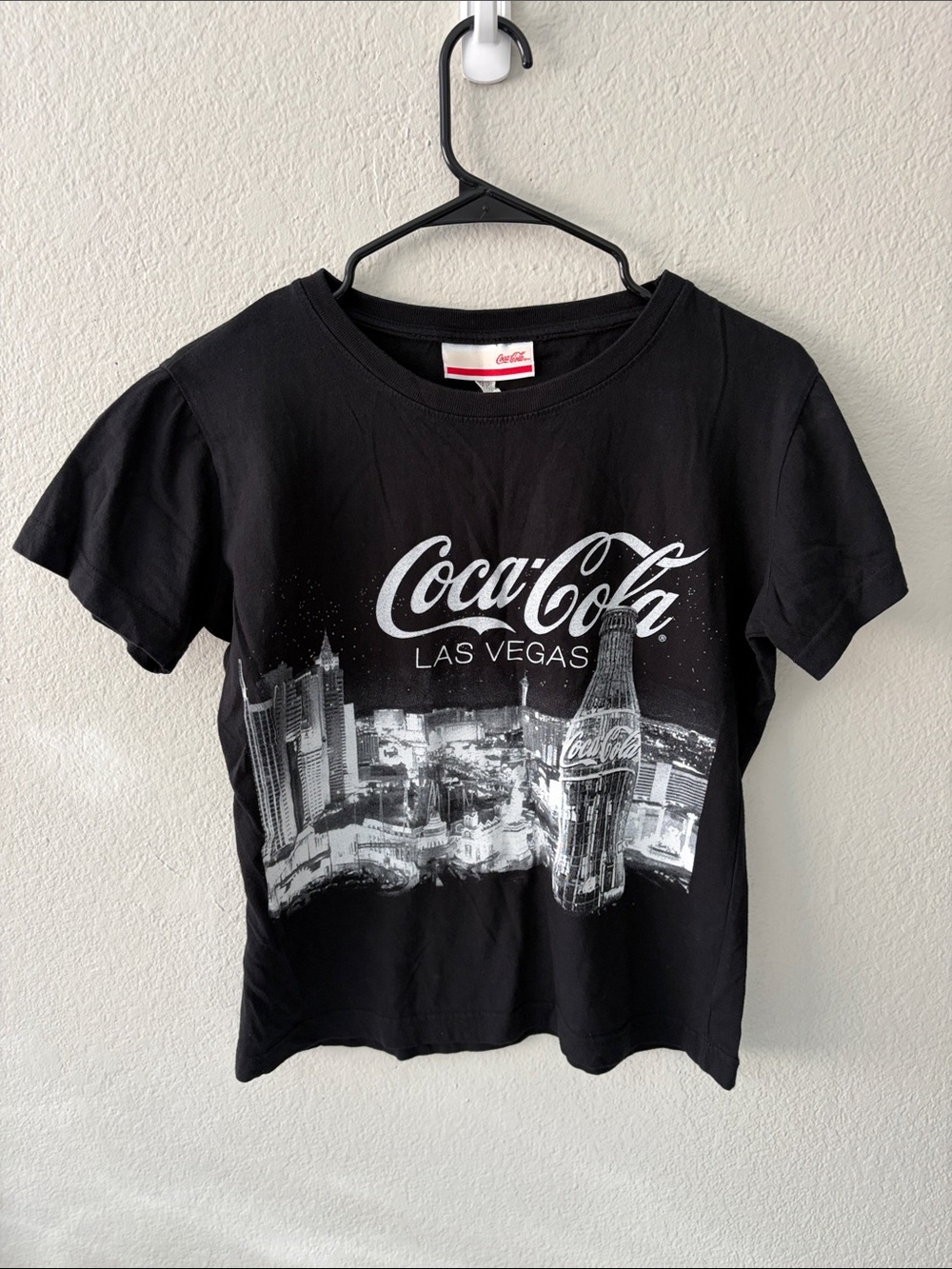 Coca-Cola Black Tee with White Las Vegas Skyline Graphic Size Ladies Medium